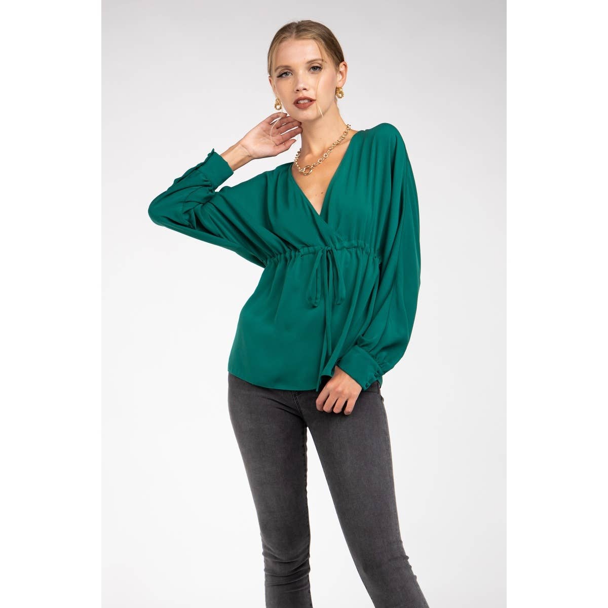 Naked Zebra Rack – Großhandel Bluse – Damen – Bluse mit Raglanärmeln und Bindedetail auf der Vorderseite3