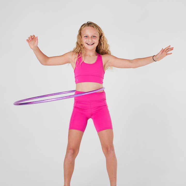 Crop top rose magenta pour filles pour la vente par School Active Sports