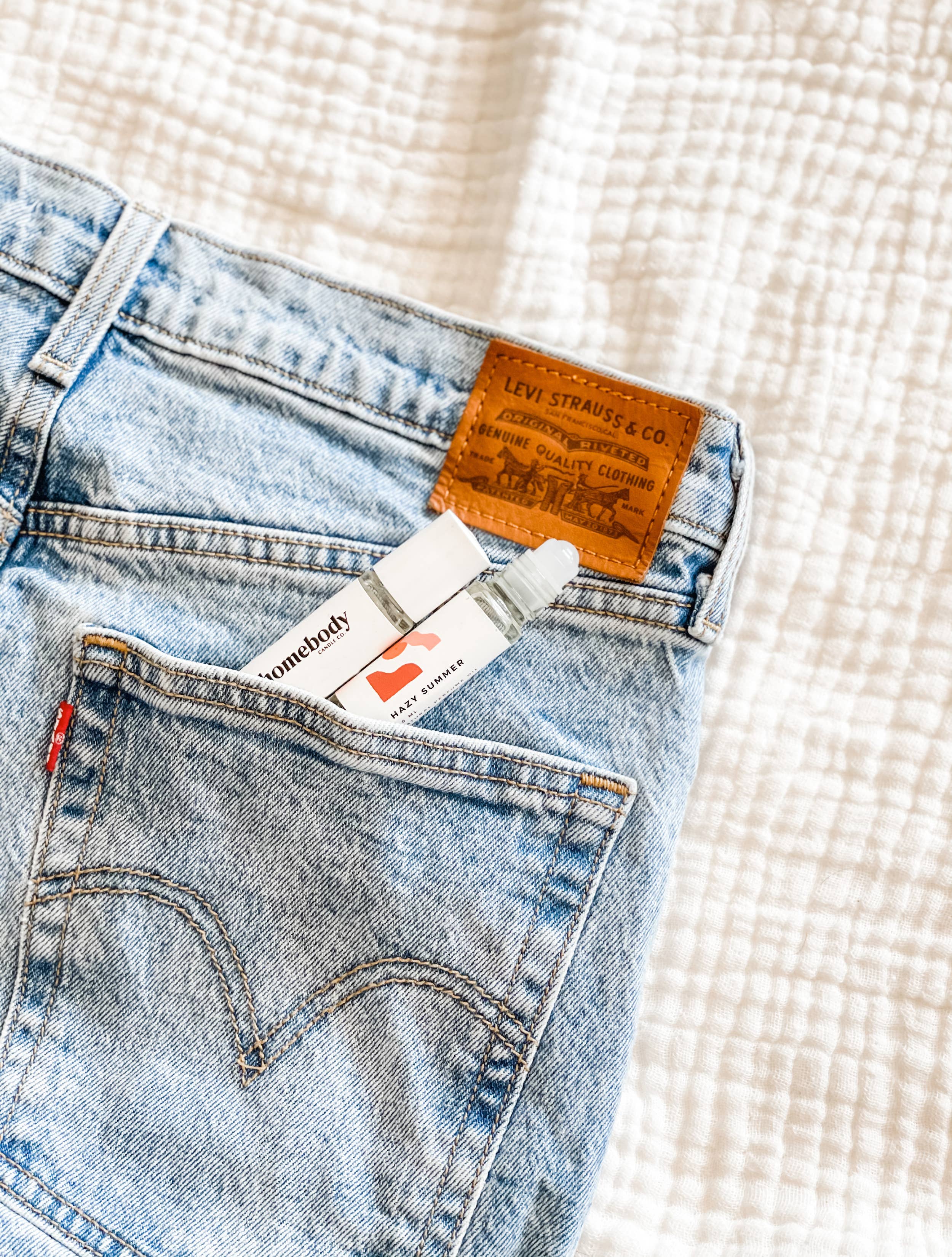 Homebody Candle Co. - Wholesale Roll-On Fragrance - Hazy Summer • perfume oil4