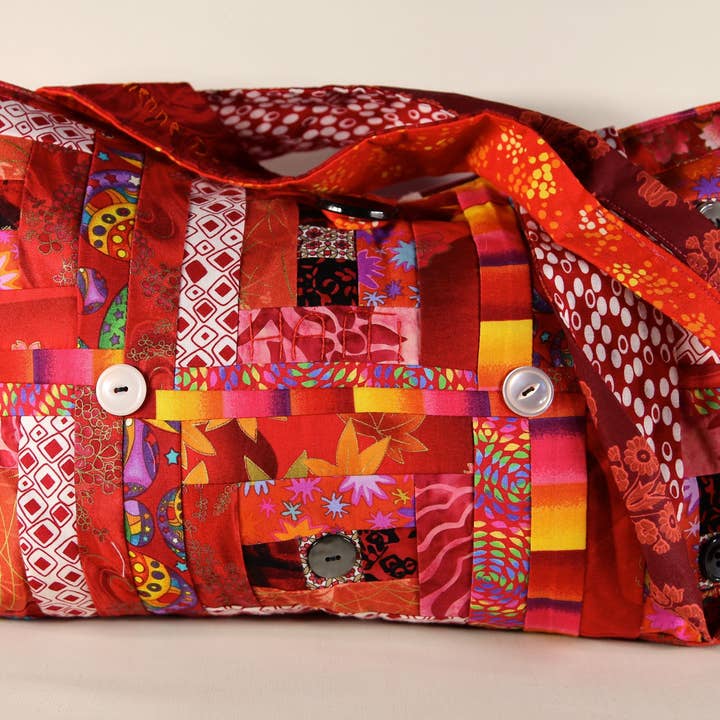 Atizan Goods by PeaceQuilts - Wholesale Tote Bag - Women's - 'Kwilt Fou' Quilted Petite Tote1