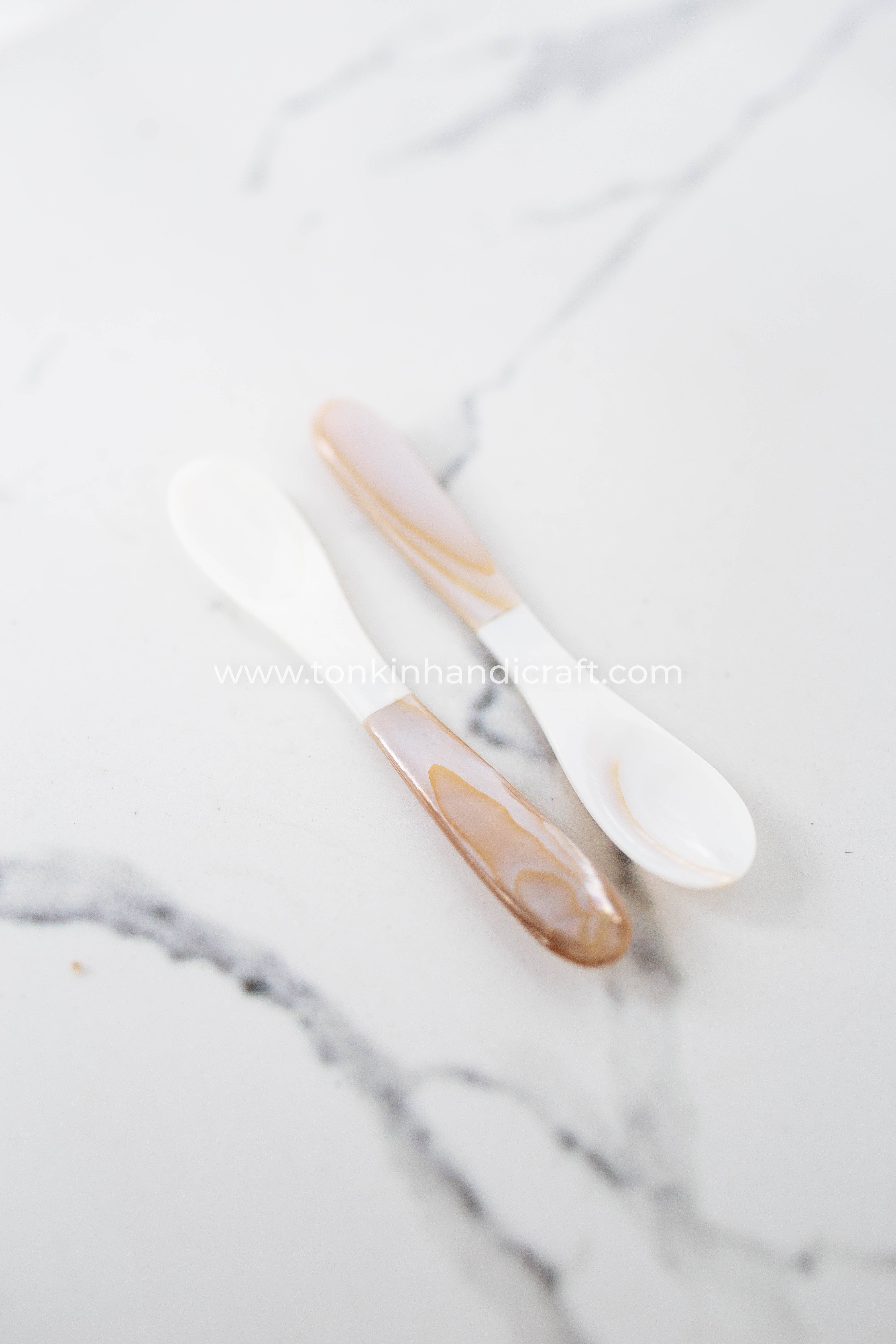 Tonkin Handicraft – wholesale Bordssked (Bestick) – Sked av pärlemorsskal7