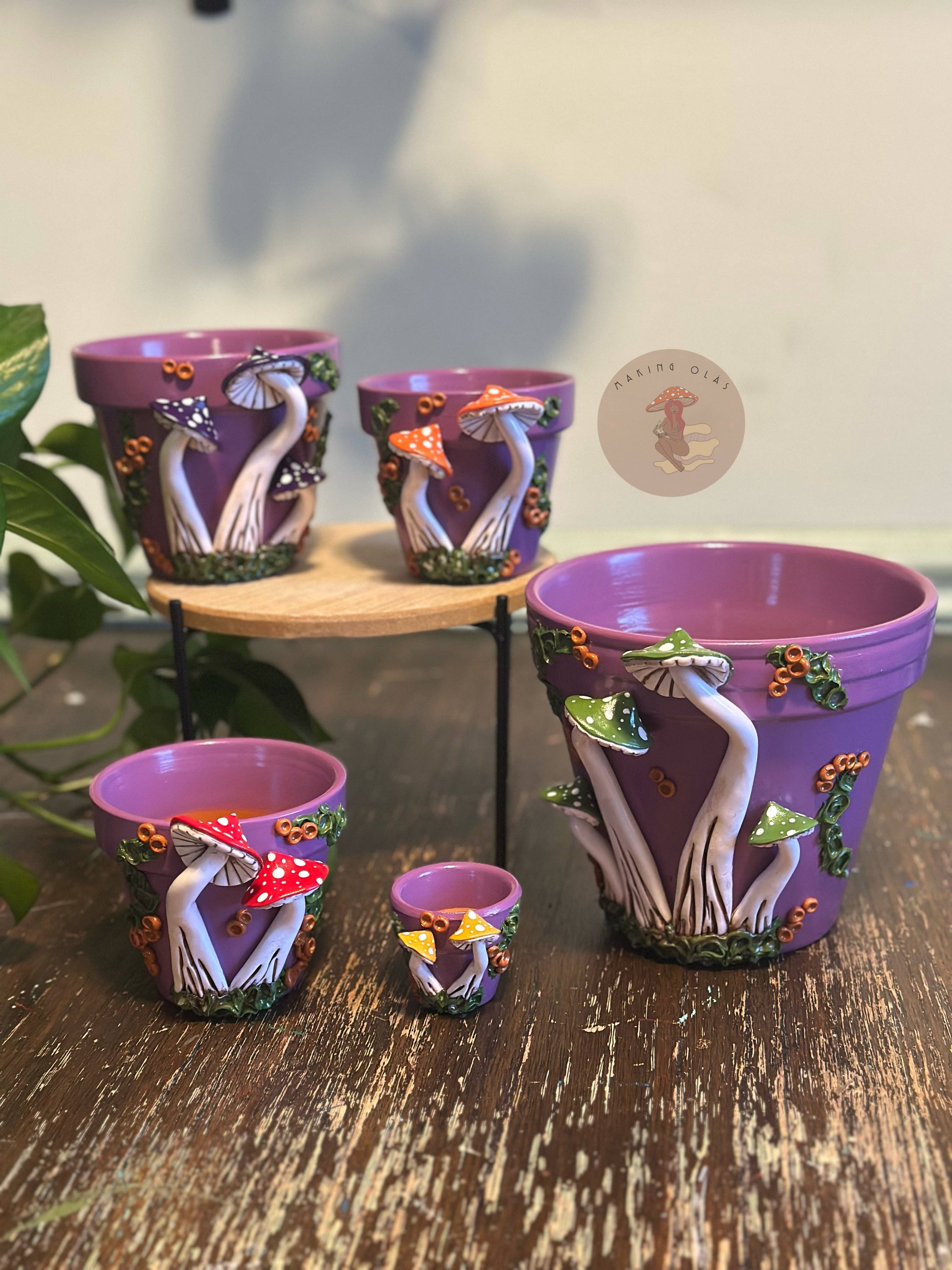 Making Olás – wholesale Kruka – Handgjorda blomkrukor i terrakotta med svamptema – Tillverkas på beställning4