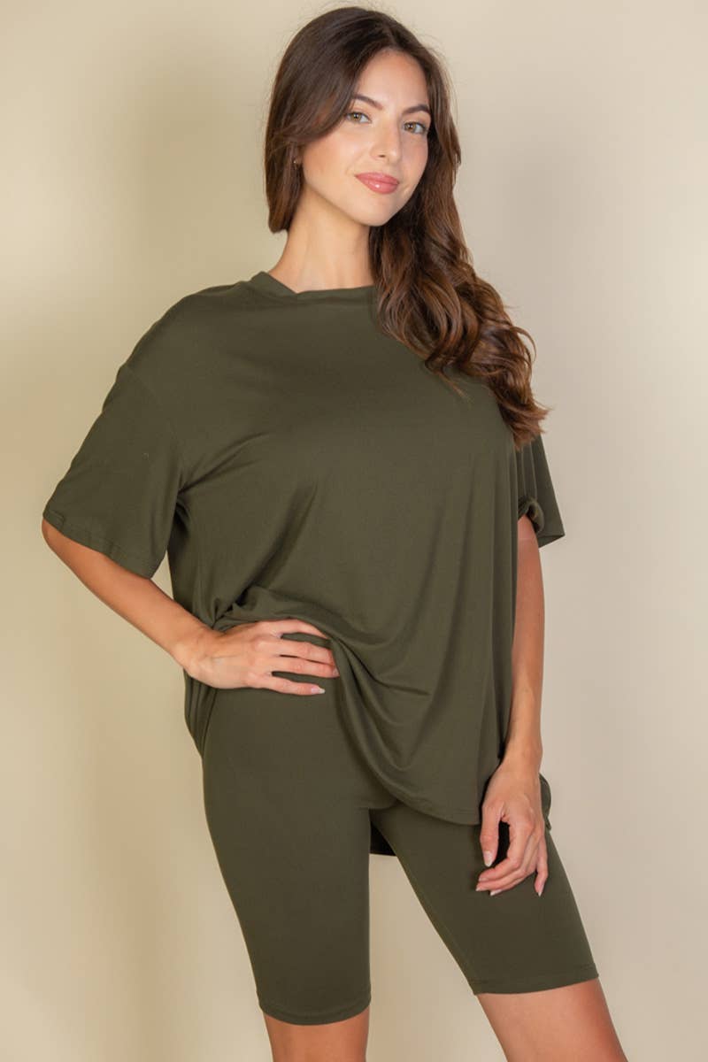 CAPELLA APPAREL - Wholesale Activewear Set - Women's - Loose Fit Top & Bike Shorts Set1