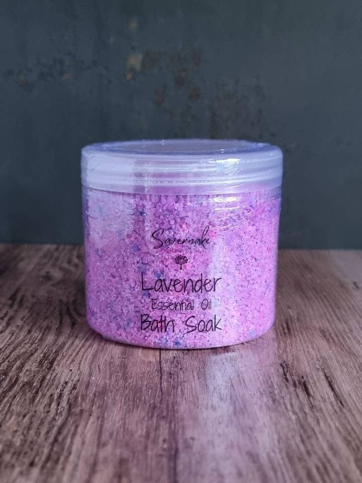 Bubbling Bath Salt Soak - Lavender Essential Oil for wholesale by Savernake Scents