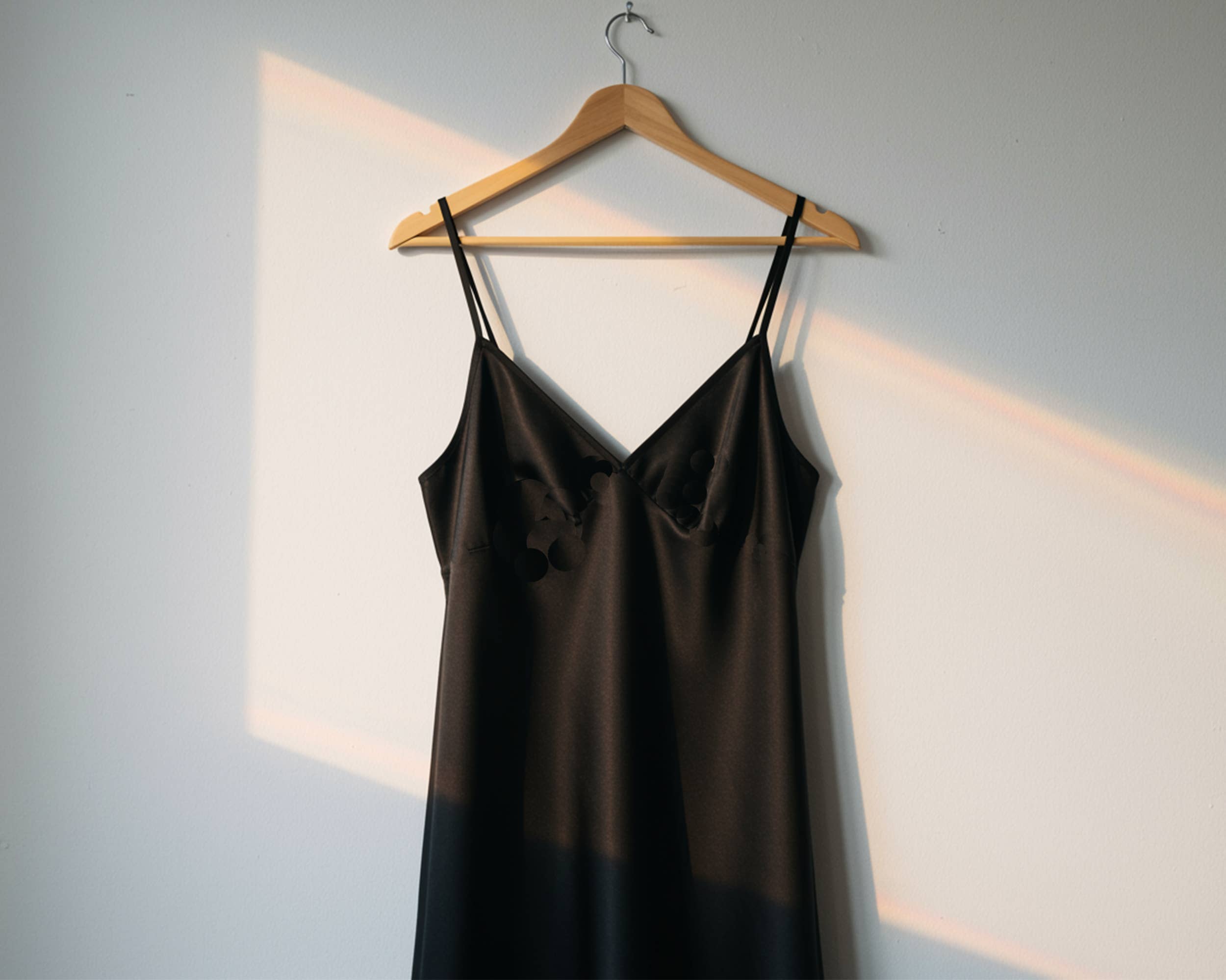 The Blissful – Engroshandel Natkjole - Dame – Luksus Nattøj Satin Nattøj Silkekjole Kvinder Nattøj Mode Nattøj Brudepige Natkjole Silkeagtig sexet natkjole Sexede brudegaver3