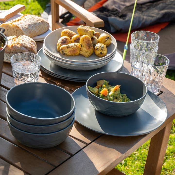 multicolor 16-piece dinnerware set CLUB SET GĂ–TEBORG for wholesale on Faire2