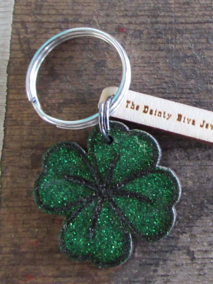 4 Kleeblatt Schlüsselbund für den Großhandel von The Dainty Diva Jewelry