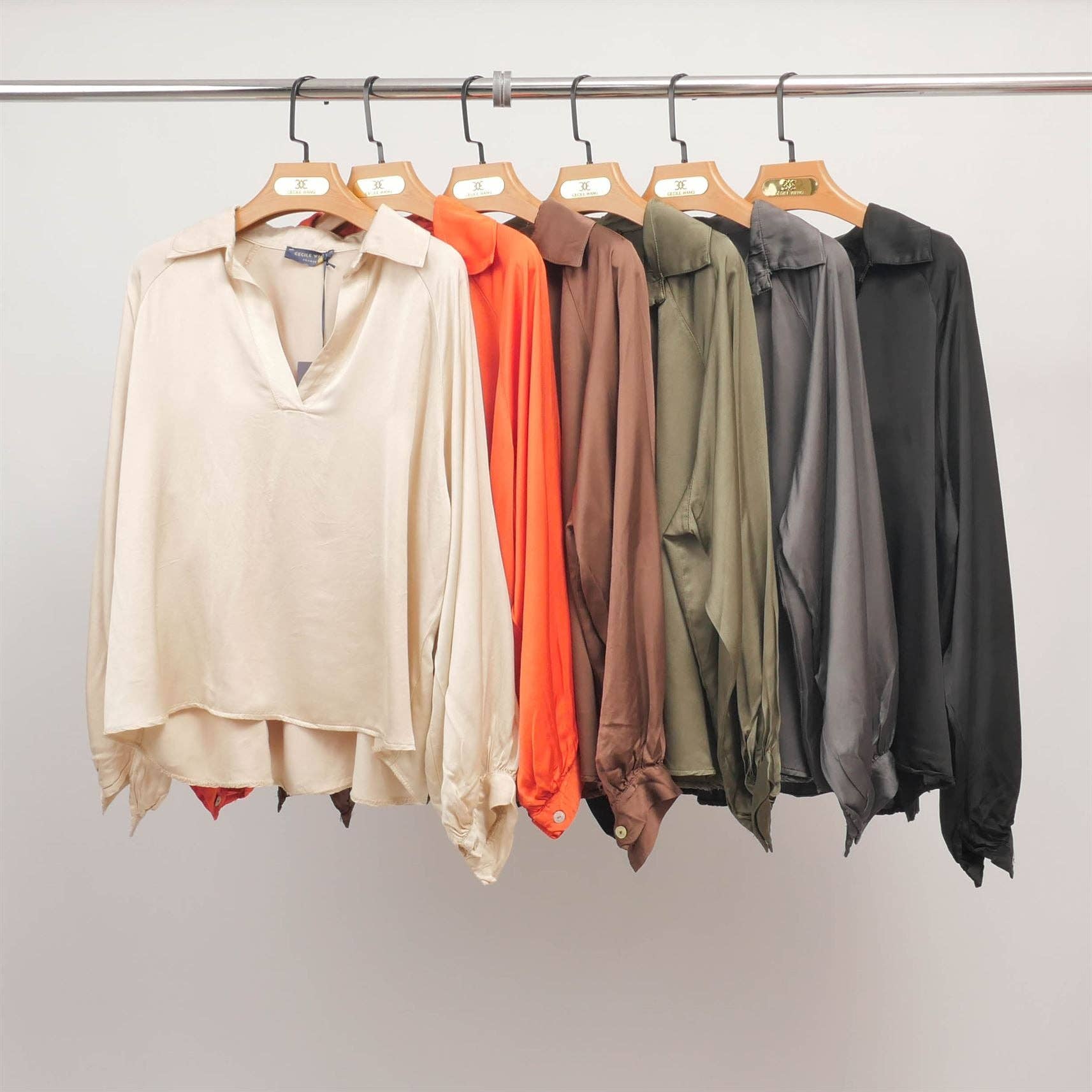 Cecile Wang – Engroshandel Tunika - Dame – Flydende tunika med V-hals og lange ærmer KD7365VS-247