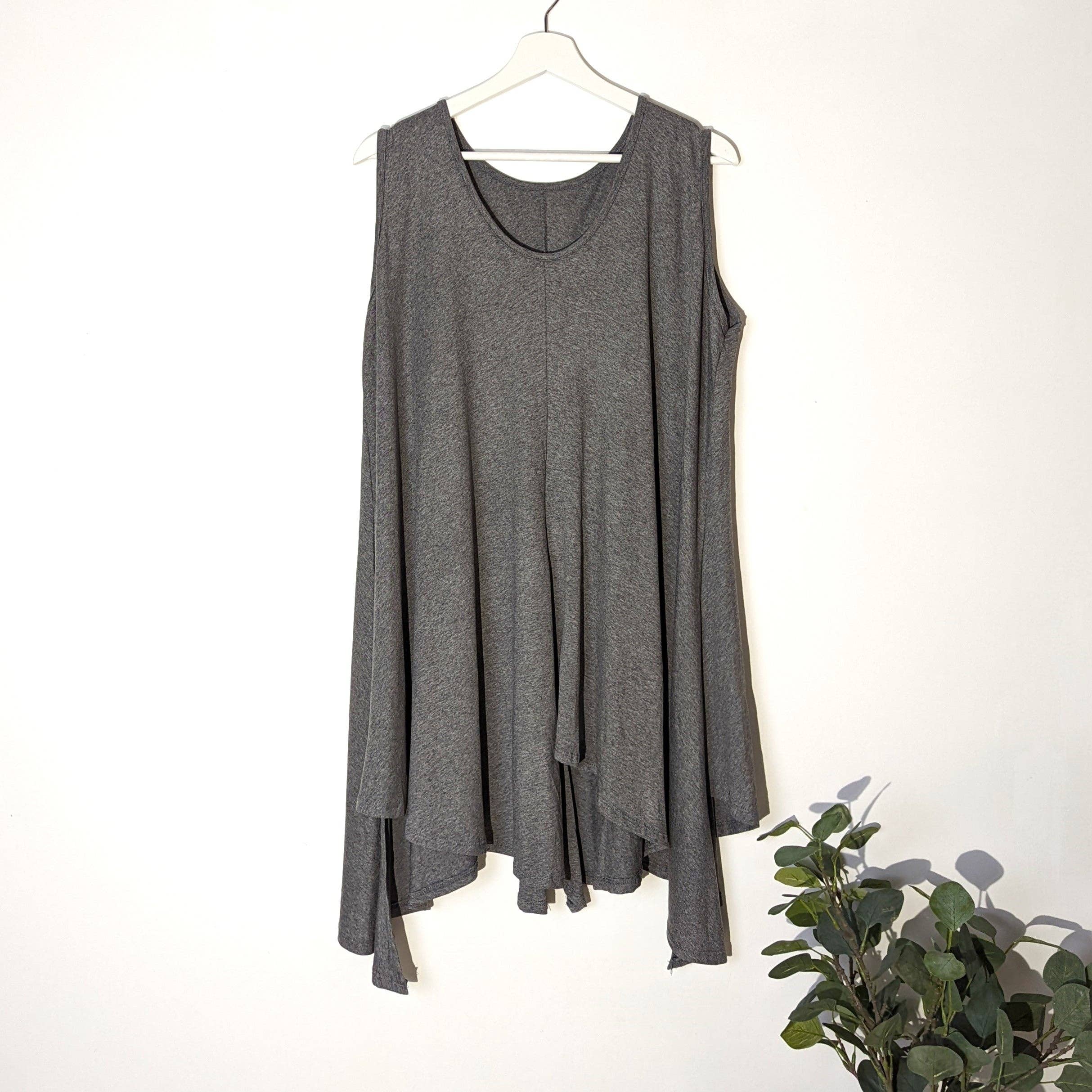 Tempest Designs - Wholesale Outerwear Vest - Women's - Roomy asymmetric hem layering long vest (L-XL)2