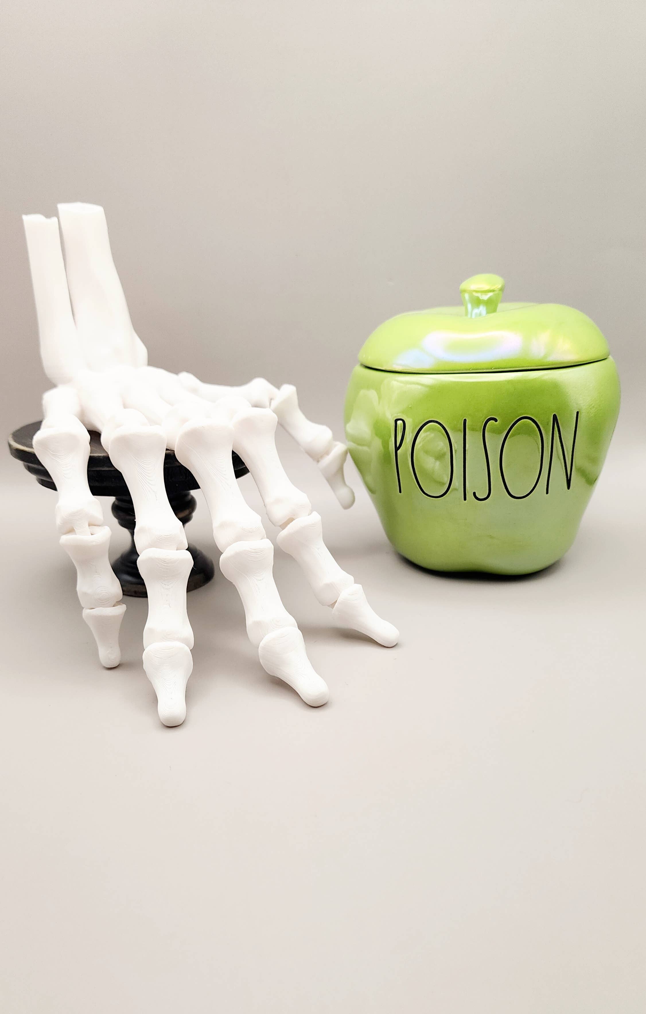 Crafty Wood Studios - Vente Décorations de table - Main de squelette articulée imprimée en 3D pour Halloween3