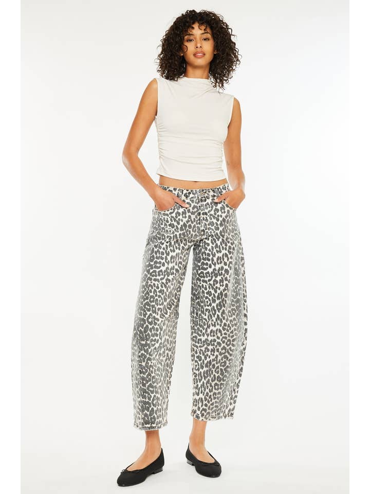 BEIGE HIGH RISE REOPARD HORSESHOE JEANS-KC5541BE for wholesale on Faire