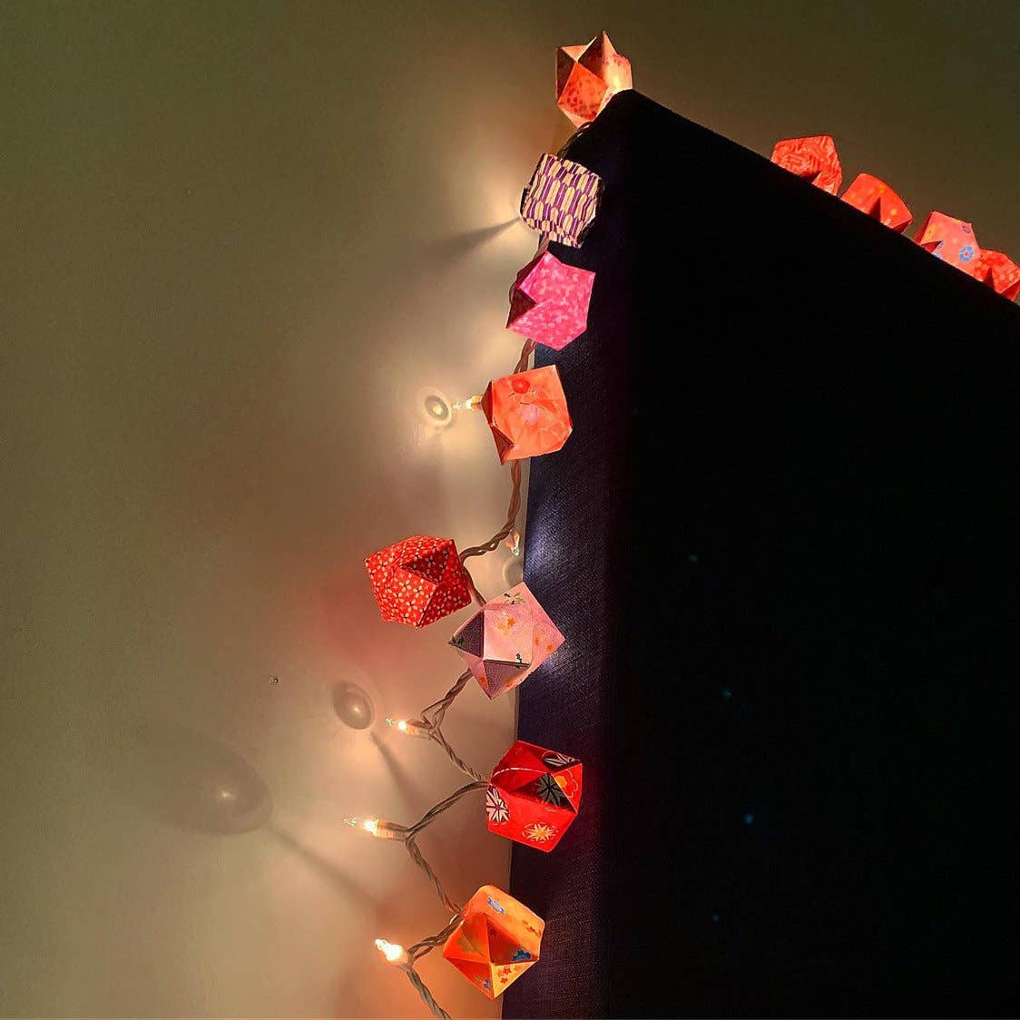 Heart of Fold - Wholesale String lights - Origami Fairy Light Lanterns with Dim Cozy Lighting7