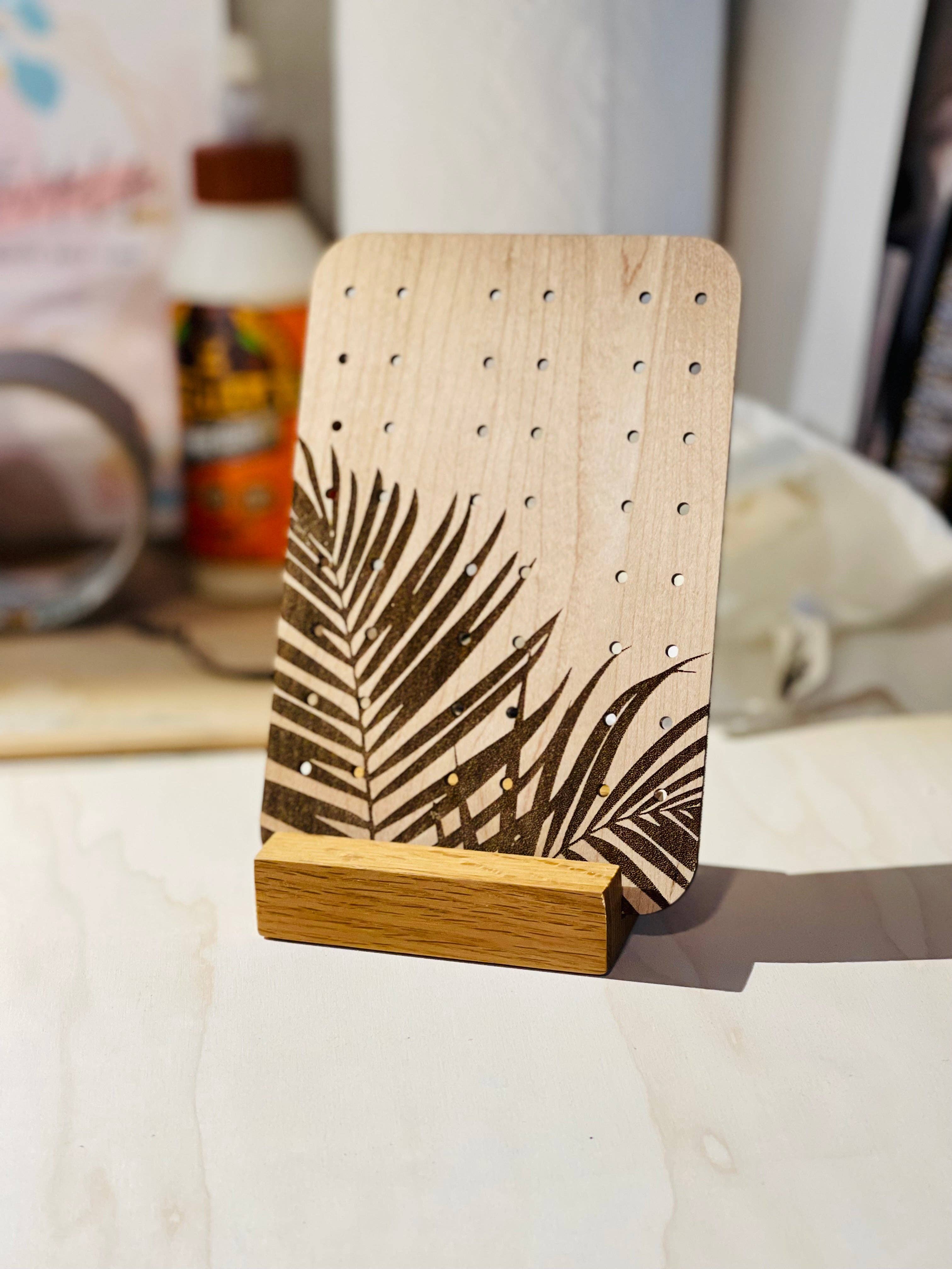 DANESSA - Wholesale Jewelry Stand & Display - Tropical Earring Organizer2