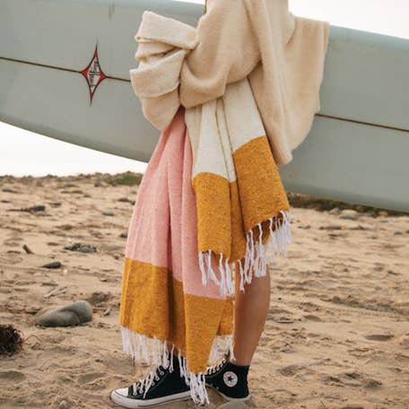 Sundream - Wholesale Throw Blanket - Sunrise - SUSTAINABLE RECYCLED THROW BLANKET