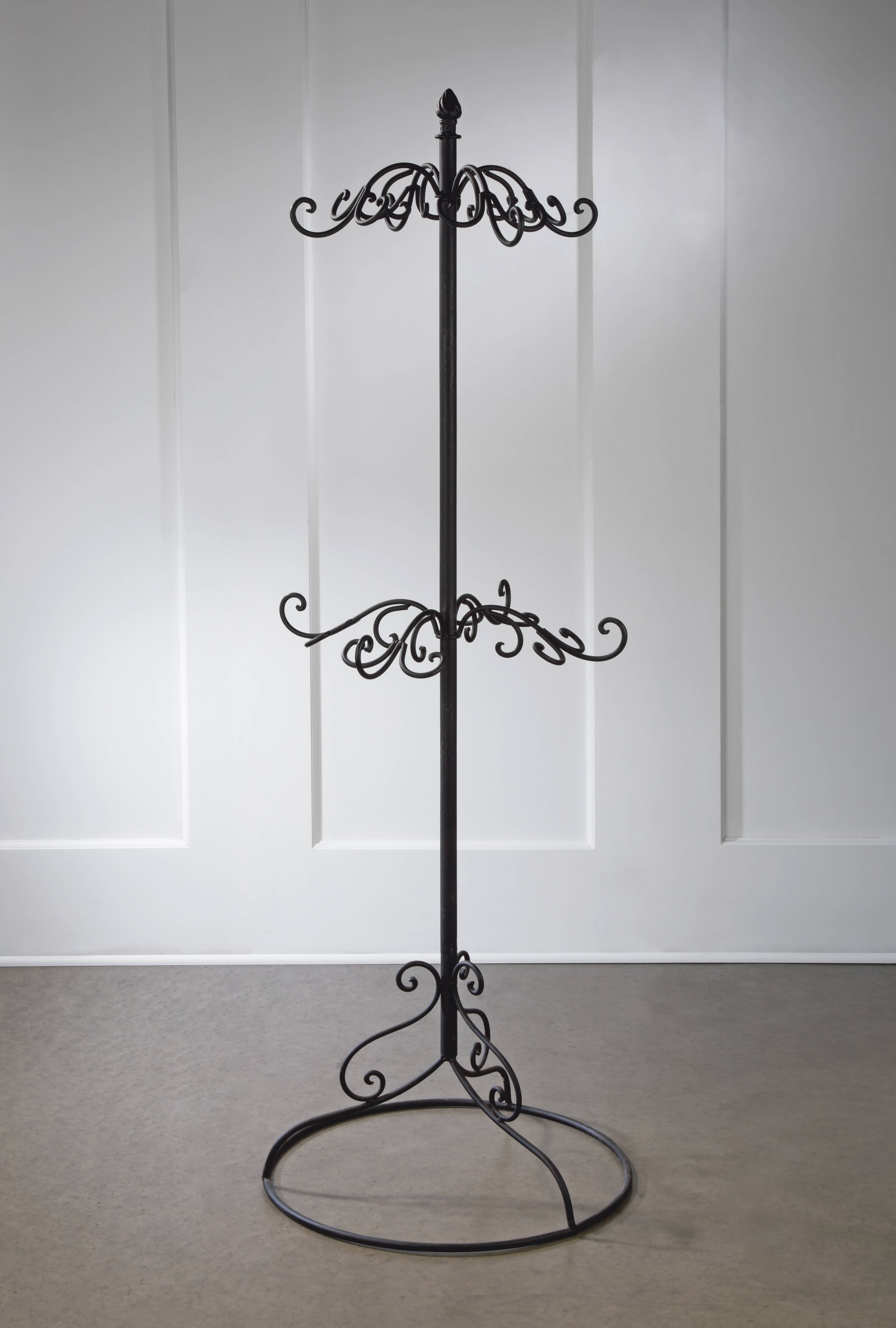 Tripar International - Venta al por mayor Soporte/funda de expositores de tienda - Árbol de exhibición de metal negro de 2 niveles con 32 ganchos1