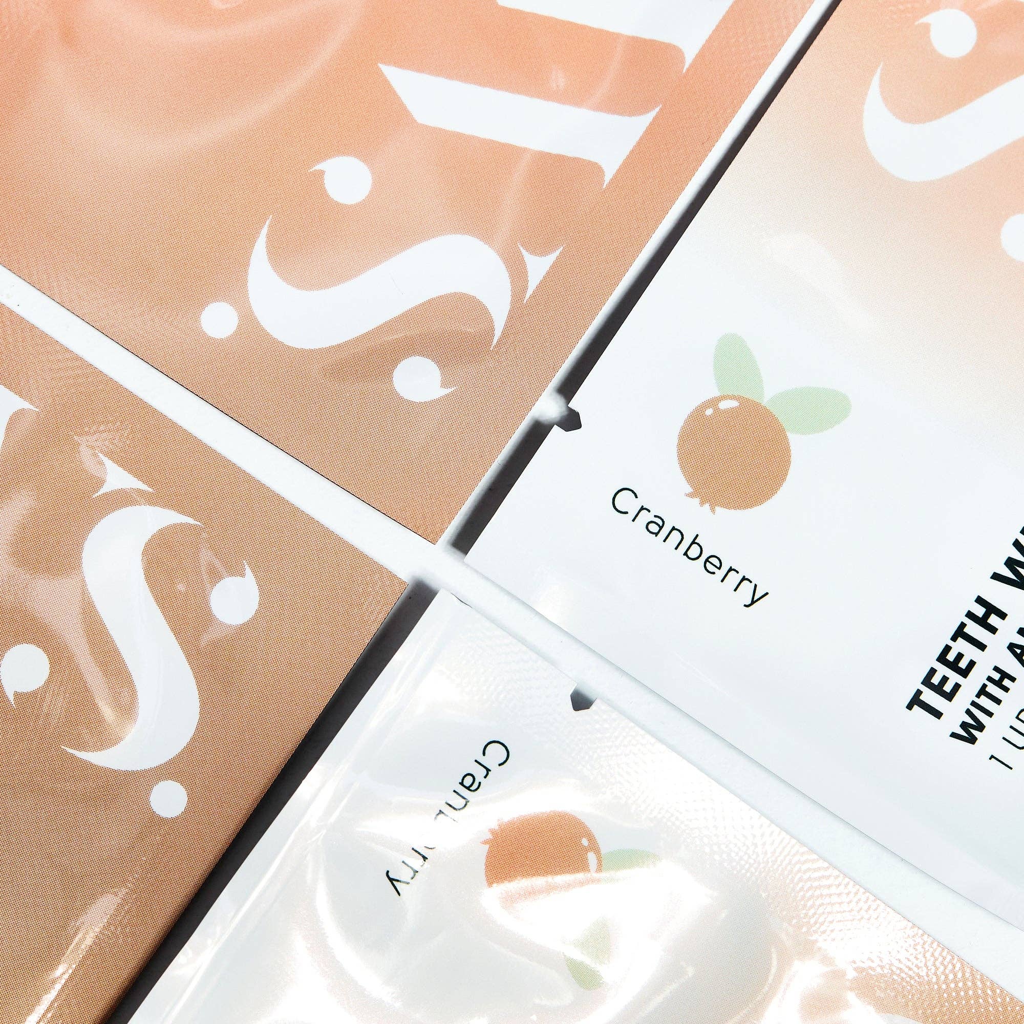 Sparkling White Smile - Wholesale Teeth Whitener - Cranberry Flavoured Teeth Whitening Strips2