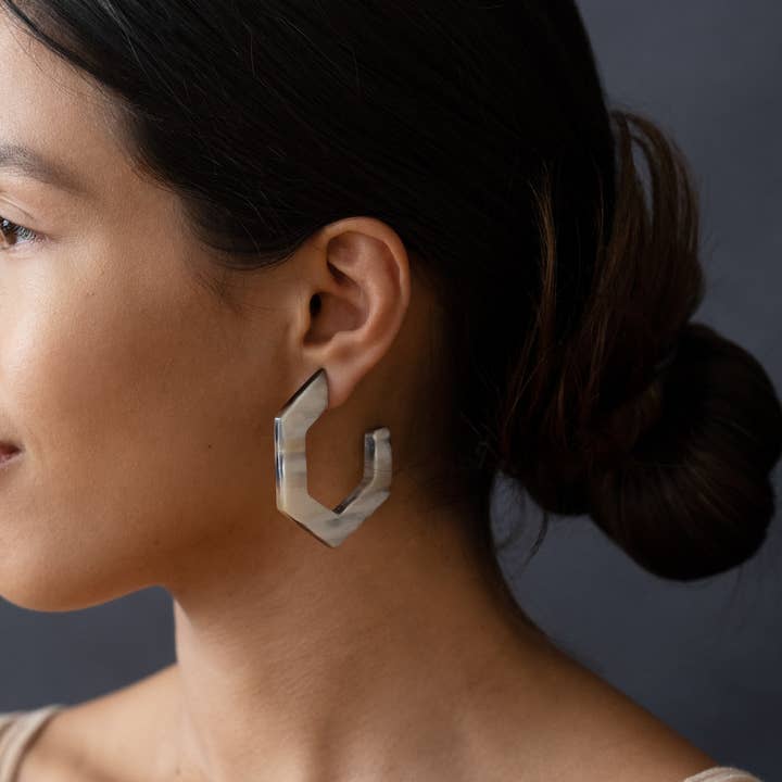 MAADILI COLLECTIVE – wholesale Hoop earrings – Honeycomb Hoop Earrings11