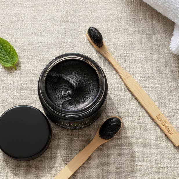 Briut Essentials - Wholesale Toothpaste - Organic Charcoal Smile Brightener4