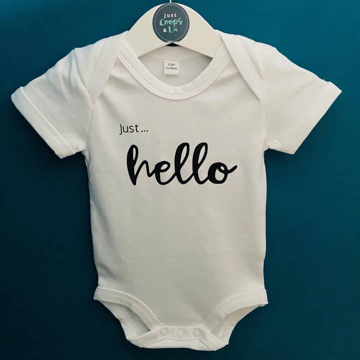 Nur... Hello - Bio-Babyweste für den Großhandel von justcoopsandlu