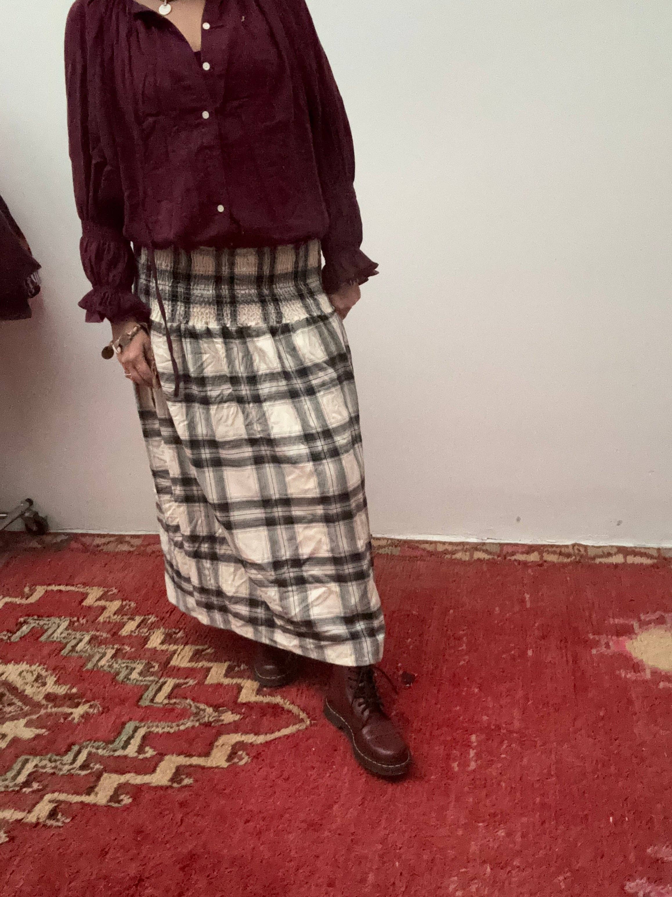 ToutVintage - Wholesale Skirt - Women's - Set of 2 Blockprint maxi skirt black0