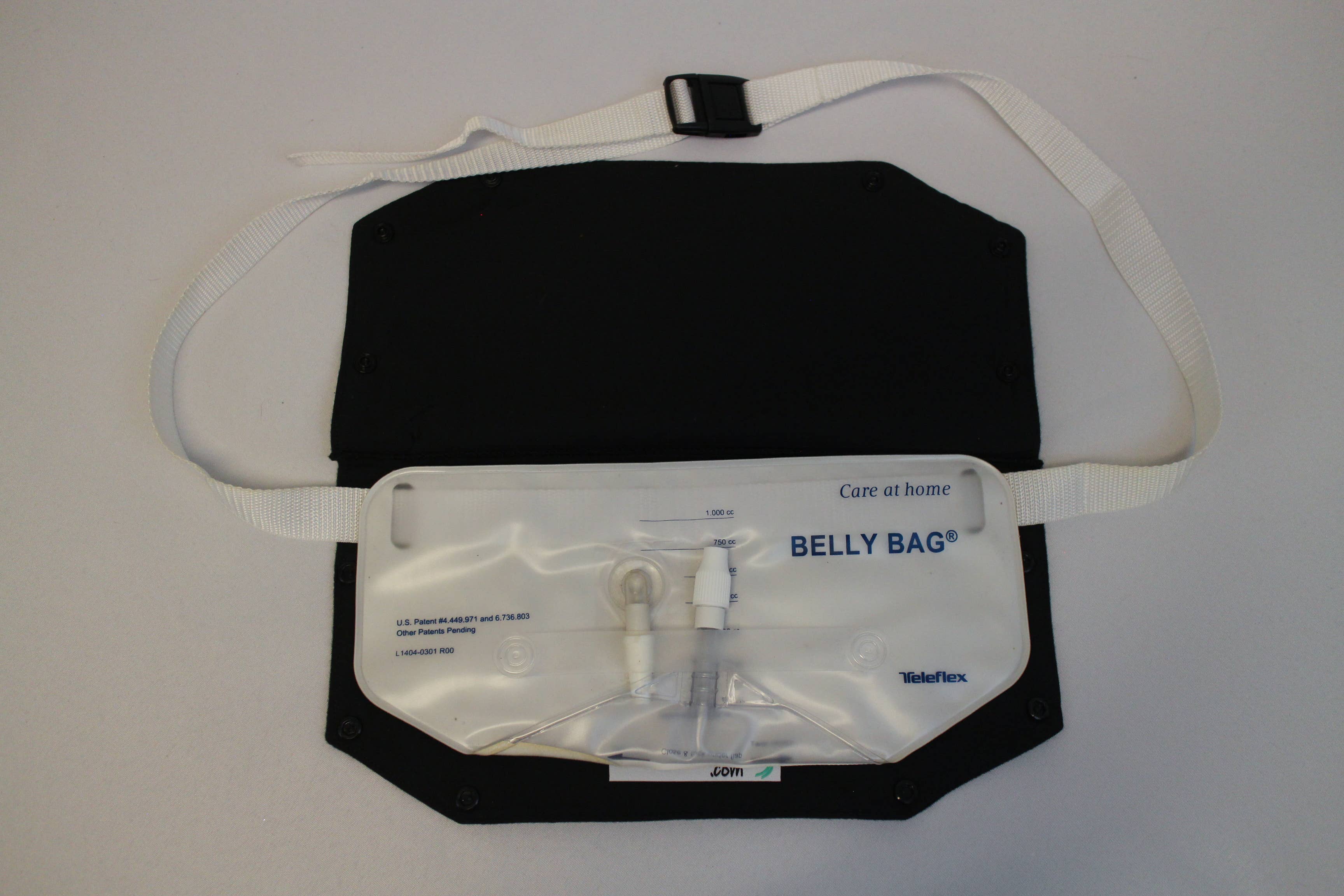 MedThreads LLC – wholesale Purse/Bag Accessory - Unisex – Twill Cloth Belly Bag Catheter Teleflex Cover 1000cc3