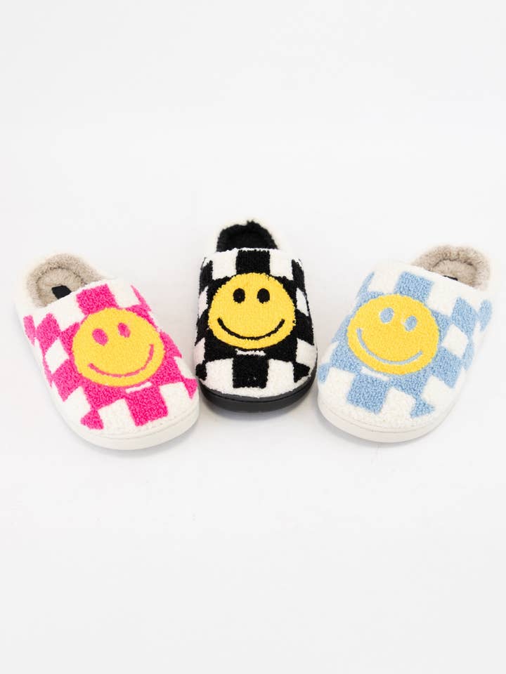 ARIES-06 CHECKER PATTERN SMILEY FACE SLIPPERS for wholesale by CCOCCI