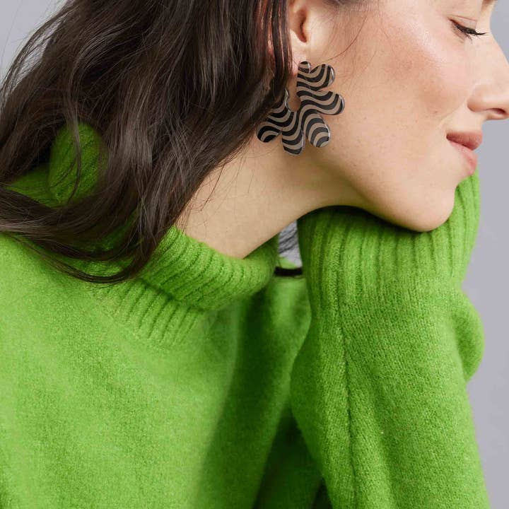 Tiepology - Venta al por mayor Pendientes de botón/aretes de poste - Pendientes de poste de ola de flores grandes6