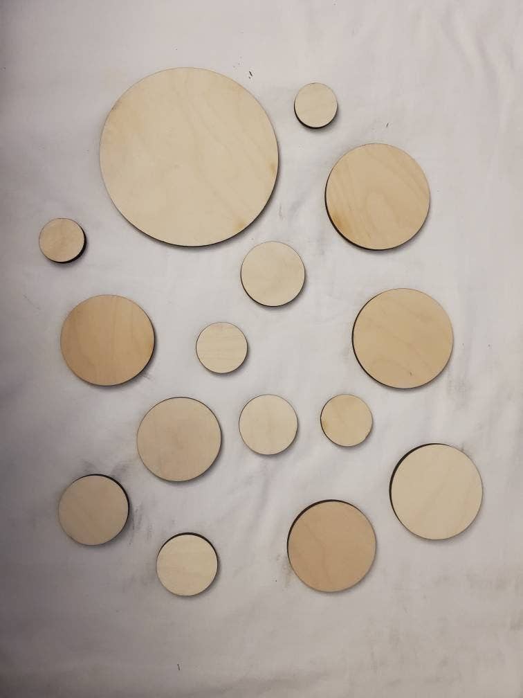 Char & Beam – wholesale Craft supplies – Baltic Birch Wood Rounds, Unfinished 1/4" Birch Circles2