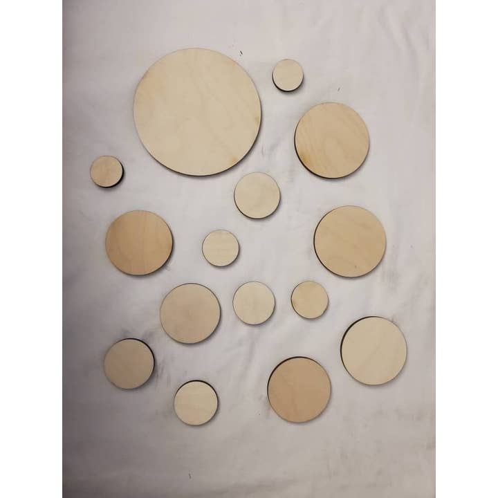 Char & Beam – wholesale Craft supplies – Baltic Birch Wood Rounds, Unfinished 1/4" Birch Circles2