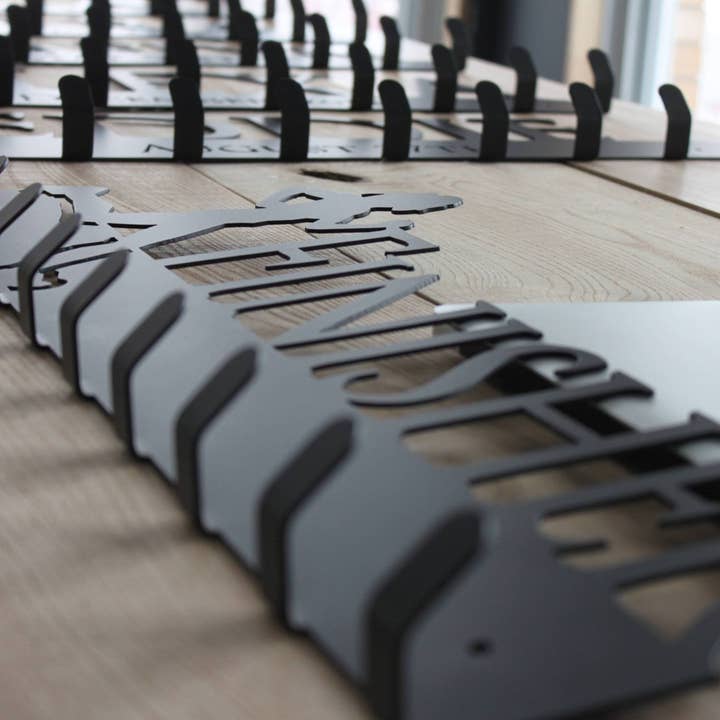 Feddes Fabrications – Großhandel Wandhaken – Medaillenaufhänger4