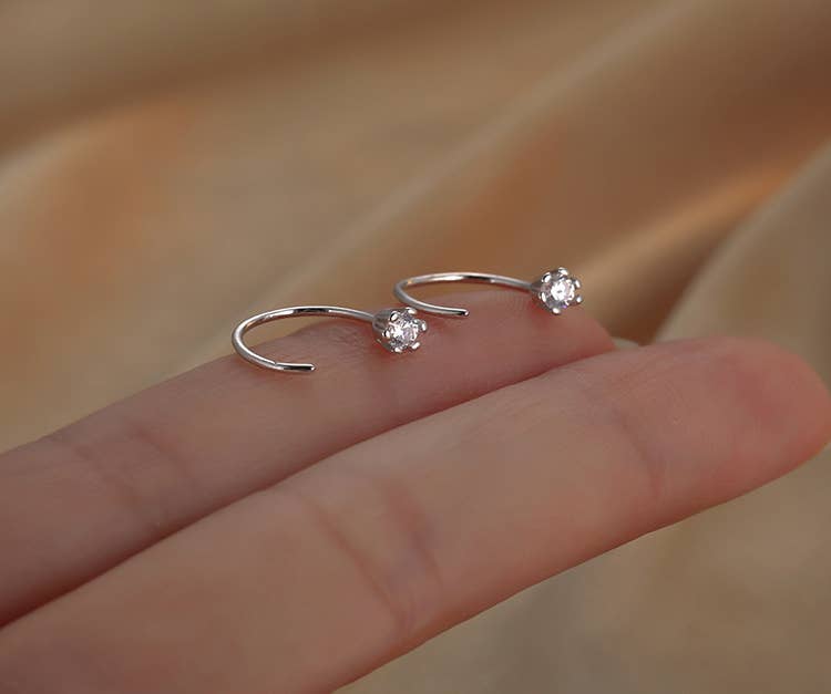 Melange Blanc - Wholesale Huggie Earrings - E141 Gold huggie hoop earrings, dainty open hoops1