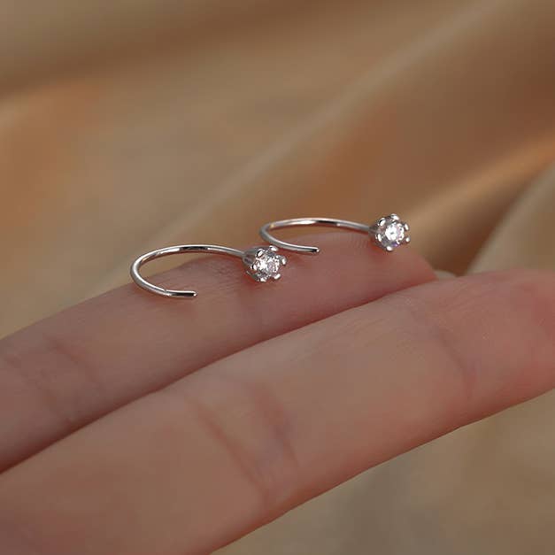 Melange Blanc - Wholesale Huggie Earrings - 18k gold vermeil E141 huggie hoop earrings, tiny open hoops1