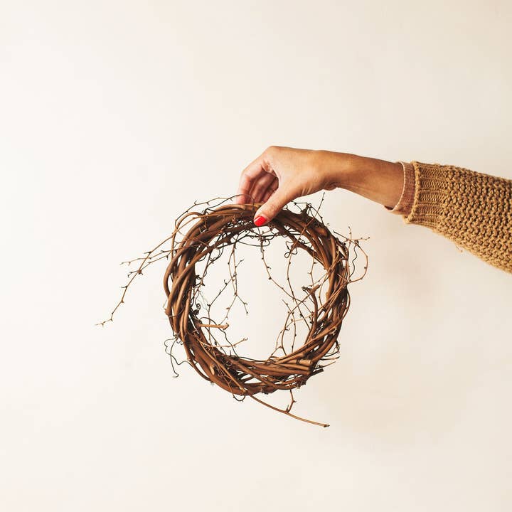 Idlewild Floral Co. - Wholesale Dried/Pressed Flowers - 18" Grapevine Wreath
