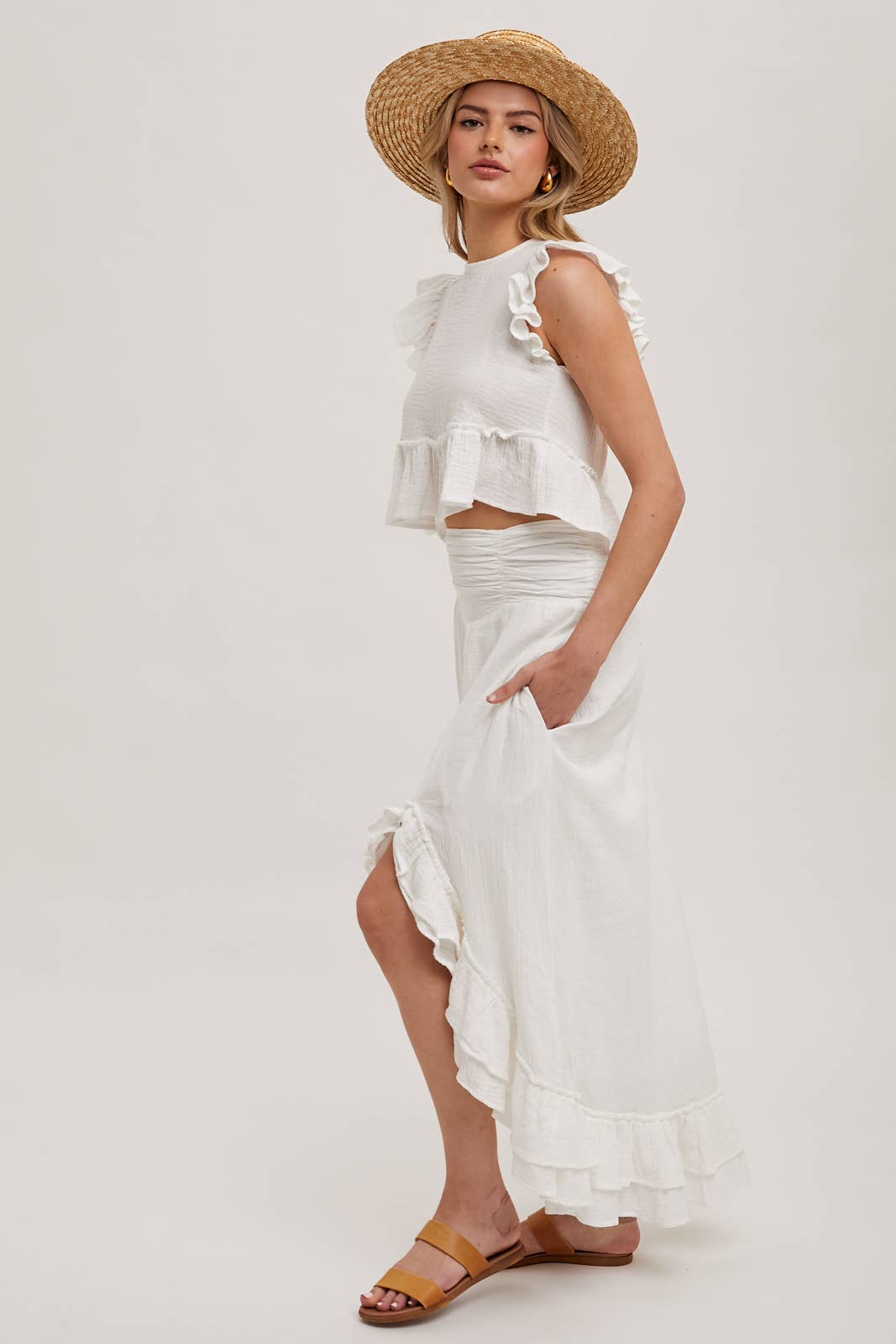 Bluivy – Großhandel Set aus Oberteil und Rock – Damen – MINIROCK-SET MIT CROP TOP UND SEITENSCHLITZ MIT RÜSCHENBESATZ26