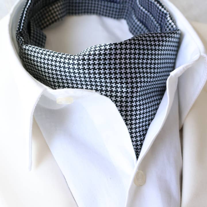 Tie Mood – wholesale Necktie – Men’s – Modern Design Black & White Ascot Tie