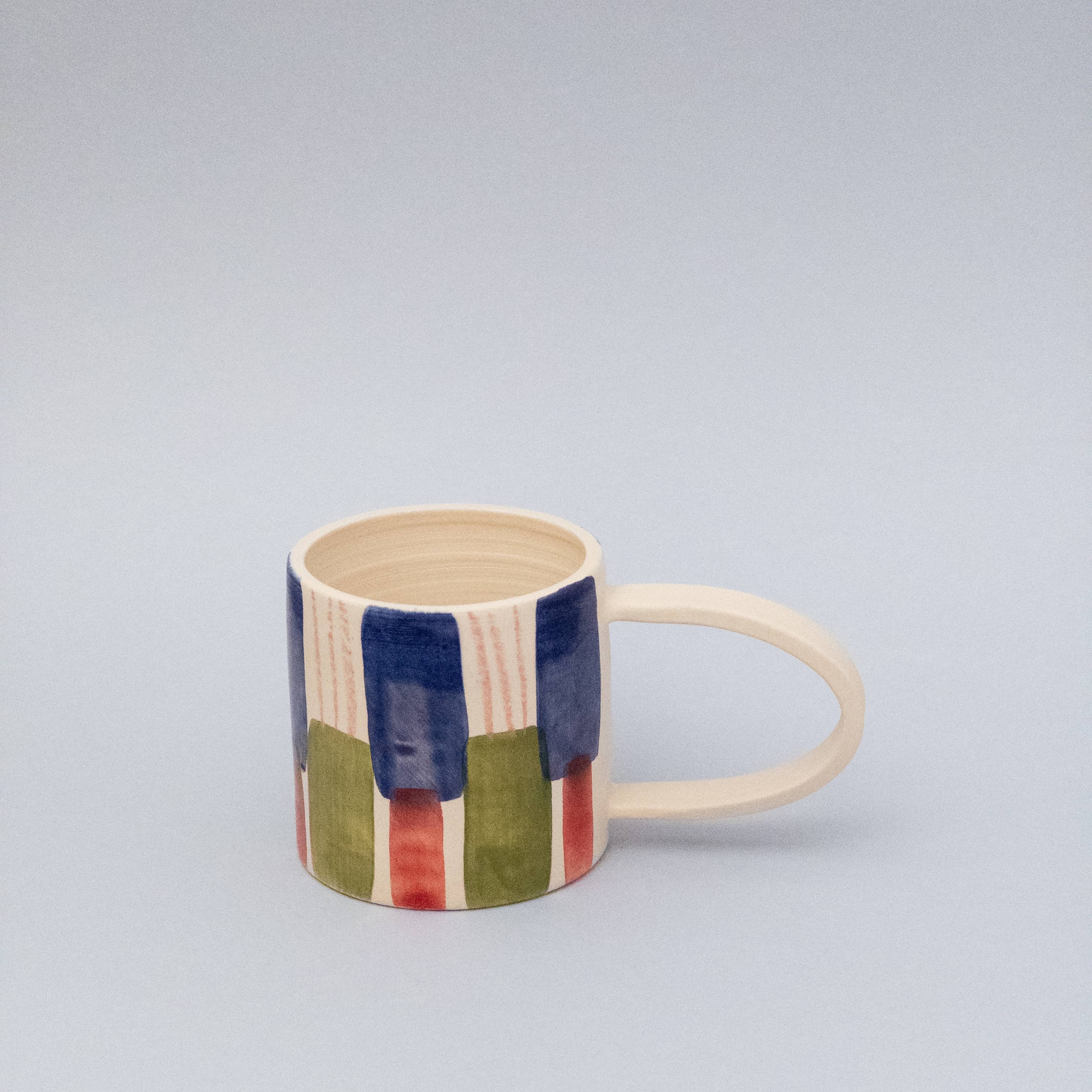 Odeon Studio - Wholesale Koffiemok - Opaalglazen mok in groen, blauw en rood fluweel0