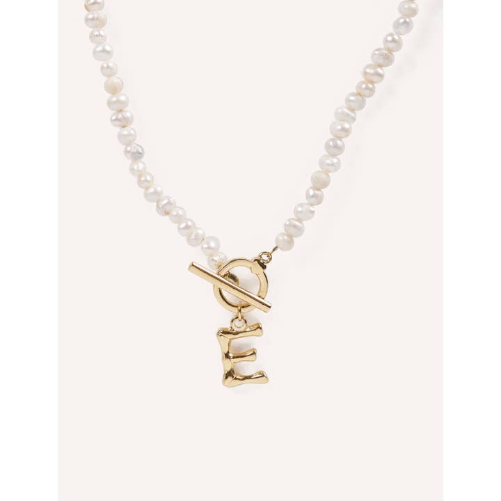 CUCOCUCA - Wholesale Choker/Collar - Handgemaakte parel choker met etnische letter10