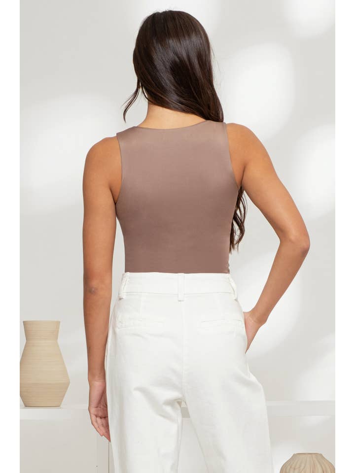The Workshop Studio - Wholesale Knit Top - Women's - REVERSIBLE SCOOP NECK SLEEVELESS KNIT TANK TOP7