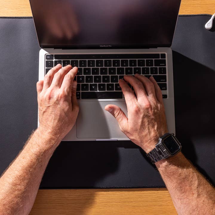 HOT HAVEN - Vente Tapis de yoga - Tapis de mise à la terre universel de HOT HAVEN2