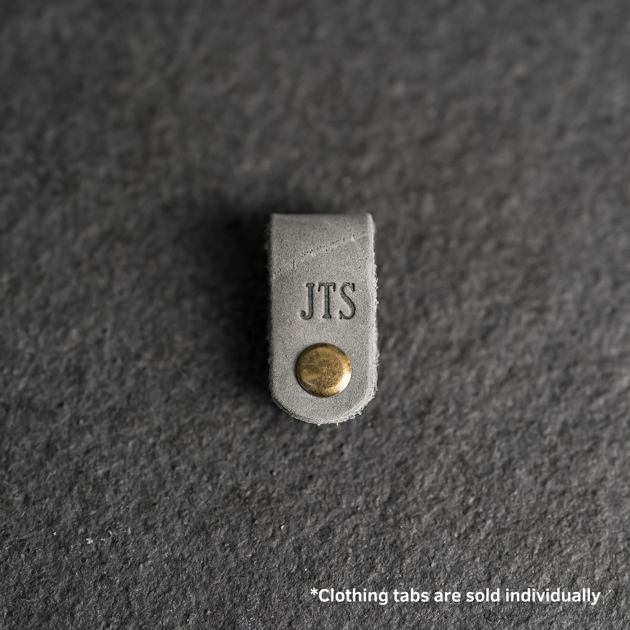 Ox & Pine - Vente Étiquette pour bagage - Onglets de vêtements en cuir personnalisés13