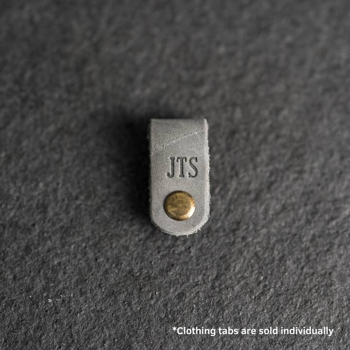 Ox & Pine - Vente Étiquette pour bagage - Onglets de vêtements en cuir personnalisés13