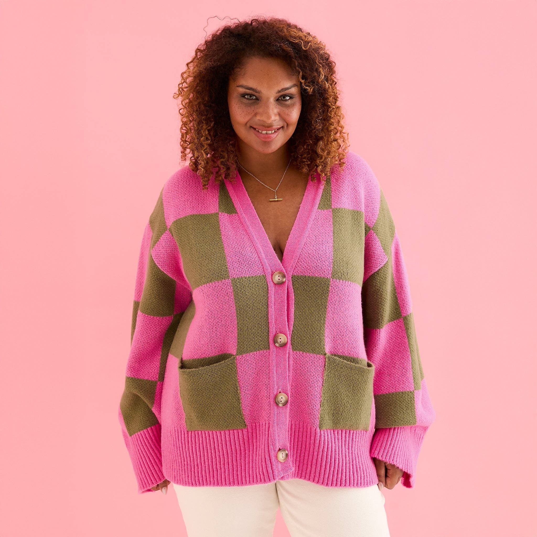 Cara & The Sky - Wholesale Cardigan - Dames - Candice Wijde Mouw Geruite Knopenvest - Roze & Groen8