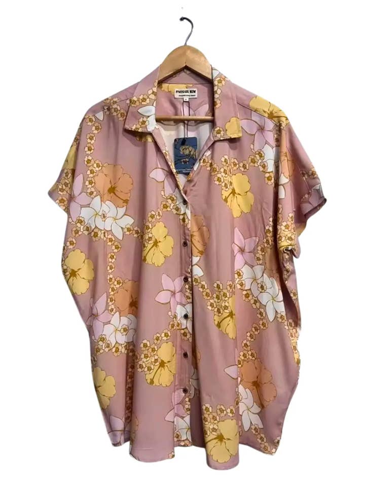 Paradise Now Hawaiʻi - Wholesale Button Down Shirt - Women's - Guava jelly Oversized Tee7