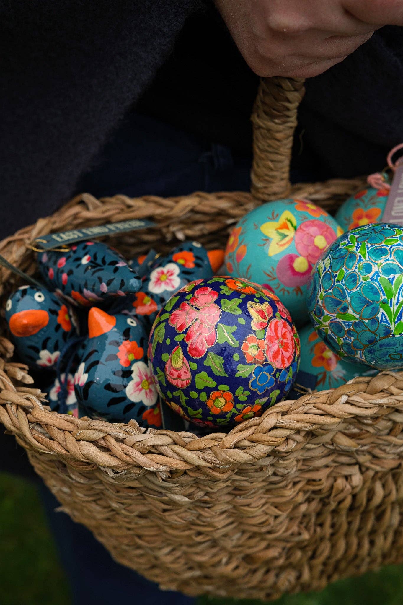 East End Press – wholesale Ornament – UK/EU: Dark Blue Blossoms Bauble10