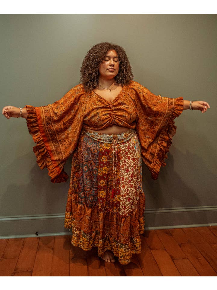 Gardenbelle Shop - Wholesale Blouse - Women's - Hippie Flare Bell Sleeve Cinch Top, Plus Size Available