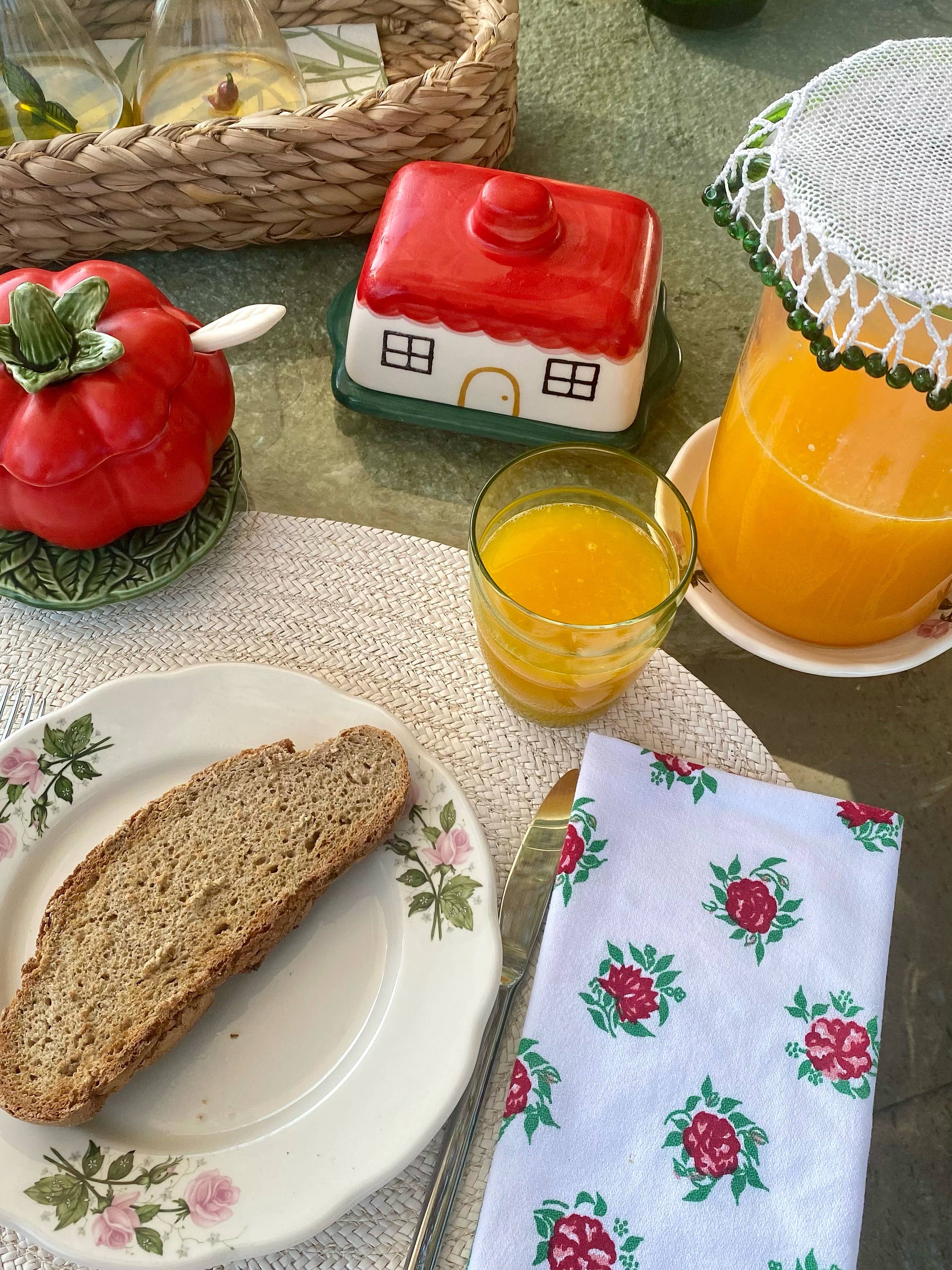 ACTOS - Wholesale Butter dish - 'La petite maison' ceramic Butter dish4