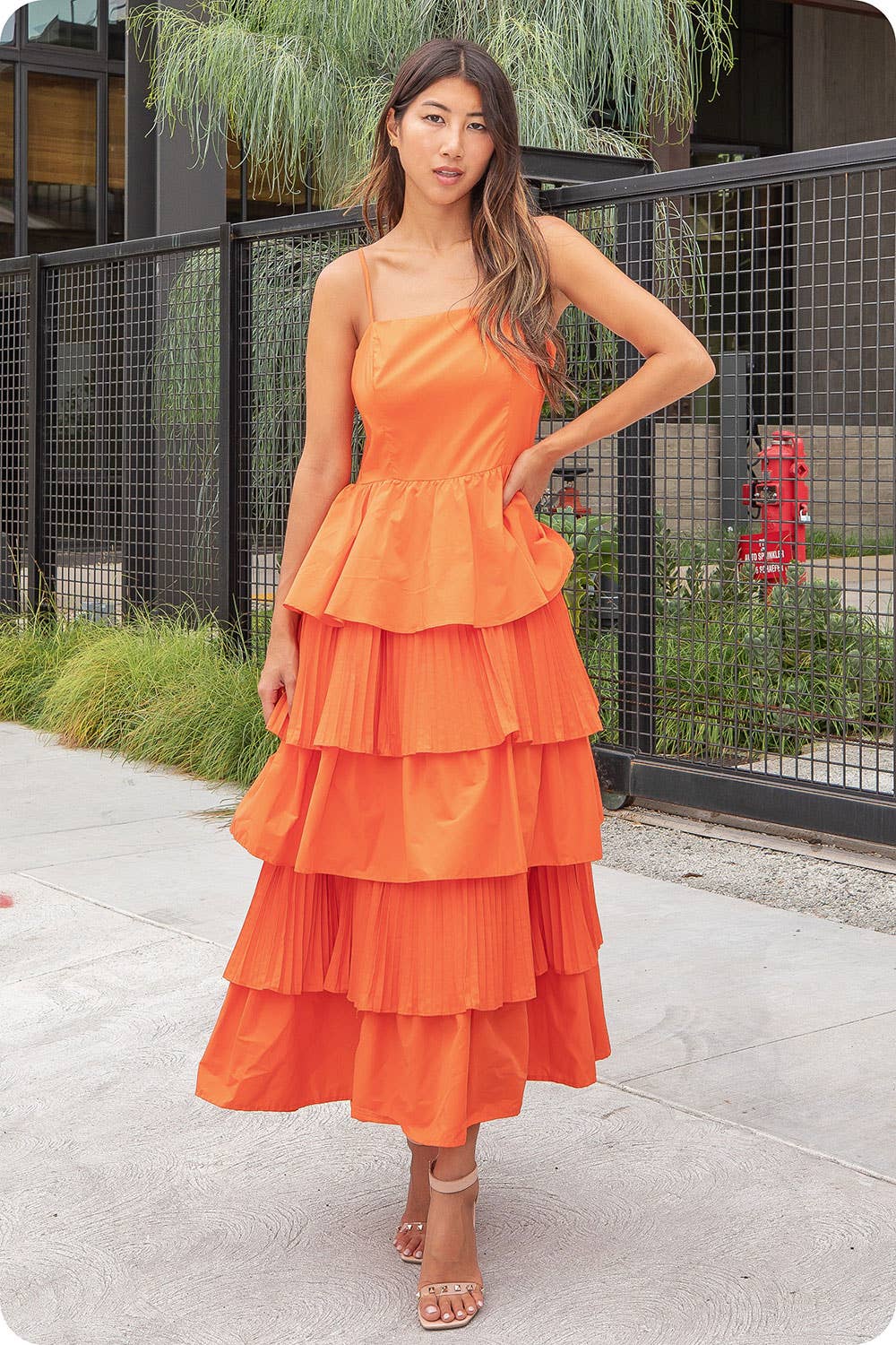 Strut & Bolt - Vendita all'ingrosso Vestito - Donna - Maxi abito in popeline a strati con pieghe miste5