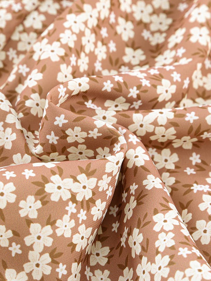 Lovesoft - Wholesale Jumpsuit - Dames - Jumpsuit met smalle bandjes en smockerlijfje en wijde pijpen en bloemenprint23