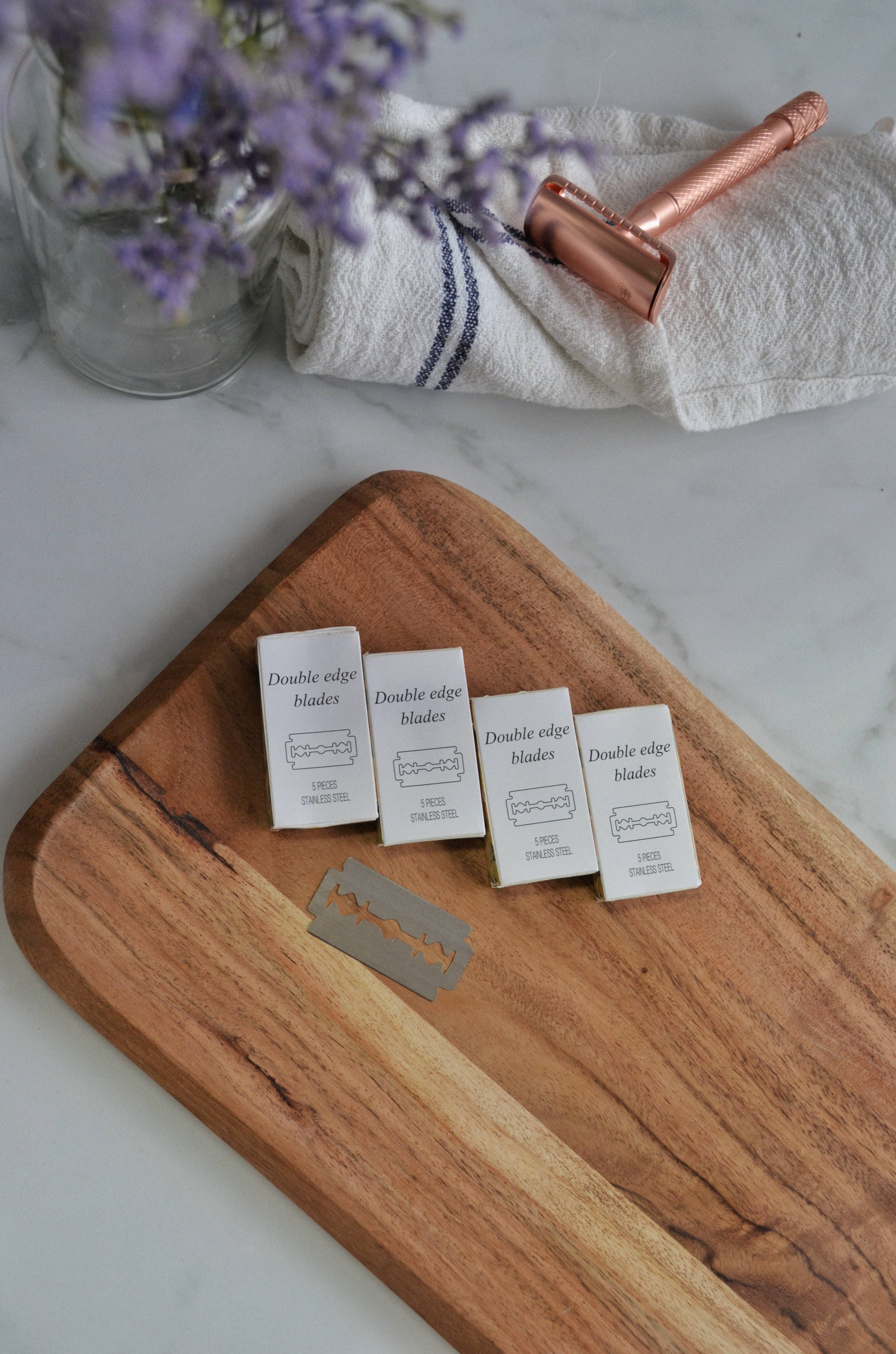 Me Mother Earth - Wholesale Razor - Safety Razor Refill Pack1