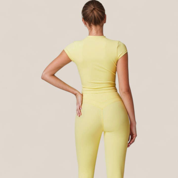 Active by Anna-Kaci - Wholesale Athletic Top - Women's - Fitted Crop Active Tee Short Sleeve Round Neck Stretch26